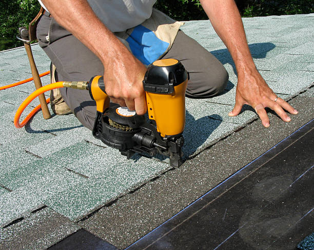Best Commercial Roofing Services  in Edburgh, IN